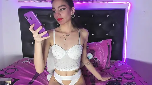 YUKIODAVIS online show from January 23, 4:09 am