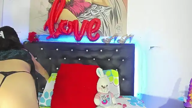 YUKIODAVIS online show from September 26, 12:58 am