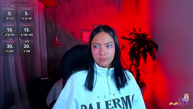 Snapshot of miichael_black chatting on January 30, 3:19 pm miichael black online show from January 30, 3:19 pm