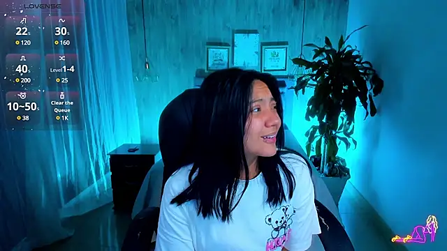 Snapshot of miichael_black chatting on February 2, 3:39 pm miichael black online show from February 2, 3:39 pm