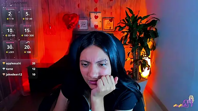 Snapshot of miichael_black chatting on February 12, 7:02 pm miichael black online show from February 12, 7:02 pm