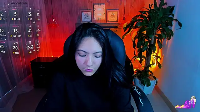 Snapshot of miichael_black chatting on February 19, 4:22 pm miichael black online show from February 19, 4:22 pm