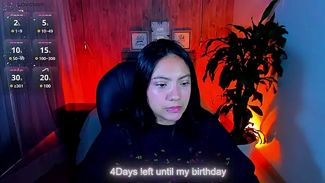 Snapshot of miichael_black chatting on February 22, 1:35 pm miichael black online show from February 22, 1:35 pm