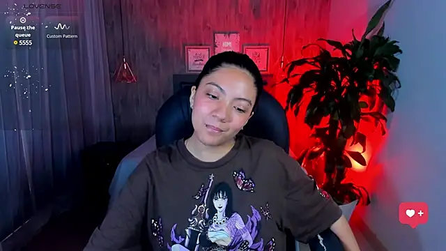 Snapshot of miichael_black chatting on February 25, 1:17 pm miichael black online show from February 25, 1:17 pm