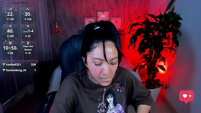 Snapshot of miichael_black chatting on February 25, 7:25 pm miichael black online show from February 25, 7:25 pm