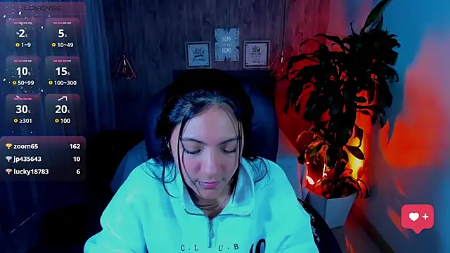 Snapshot of miichael_black chatting on March 2, 4:53 pm miichael black online show from March 2, 4:53 pm