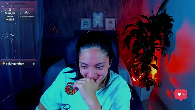 Snapshot of miichael_black chatting on March 7, 4:22 pm miichael black online show from March 7, 4:22 pm