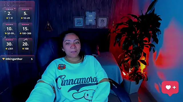 Snapshot of miichael_black chatting on March 7, 7:27 pm miichael black online show from March 7, 7:27 pm