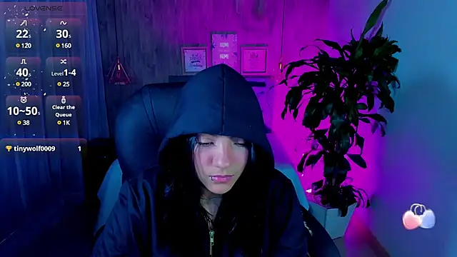 Snapshot of miichael_black chatting on March 12, 1:30 pm miichael black online show from March 12, 1:30 pm