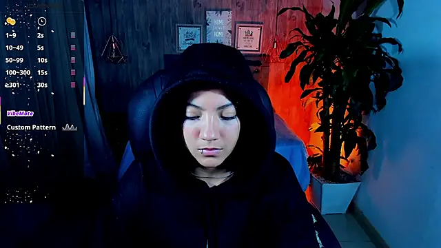 Snapshot of miichael_black chatting on September 20, 10:27 am miichael black online show from September 20, 10:27 am