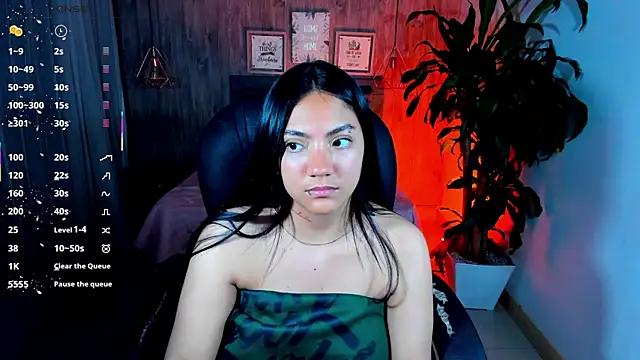 Snapshot of miichael_black chatting on September 26, 9:24 am miichael black online show from September 26, 9:24 am