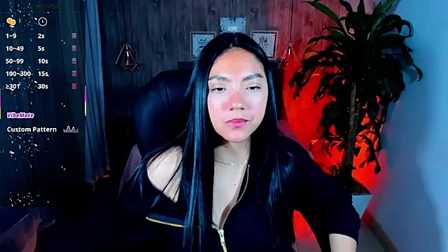 Snapshot of miichael_black chatting on October 2, 9:11 pm miichael black online show from October 2, 9:11 pm