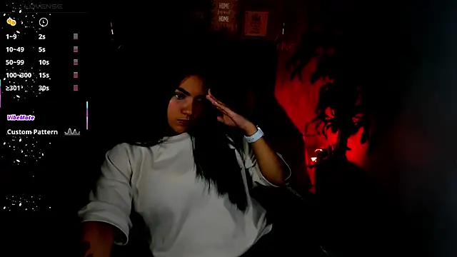 Snapshot of miichael_black chatting on October 5, 8:51 pm miichael black online show from October 5, 8:51 pm