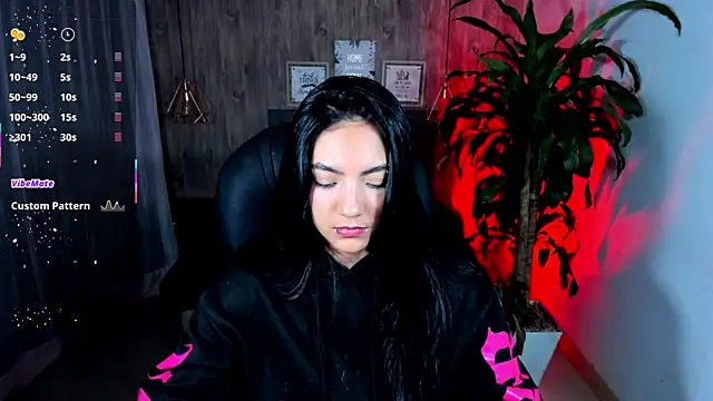 Snapshot of miichael_black chatting on October 9, 9:13 pm miichael black online show from October 9, 9:13 pm