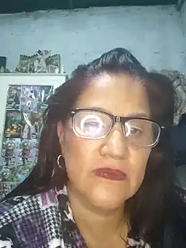 Edged Hot69 online show from January 8, 4:15 am