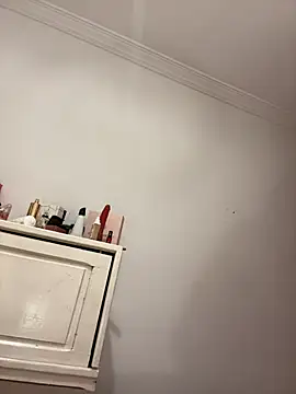 Snapshot of Hot_malak chatting on February 13, 12:02 am Hot malak online show from February 13, 12:02 am