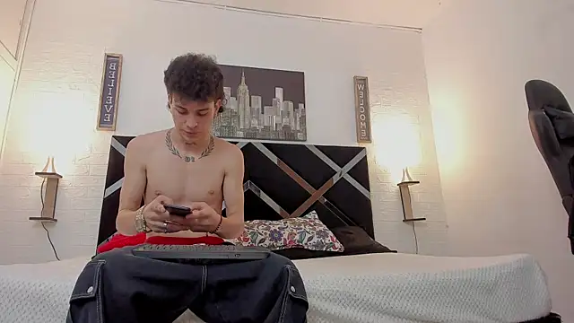 toyboys1 online show from November 5, 6:13 am