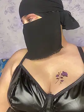 Cat Sharisa online show from June 9, 9:54 am