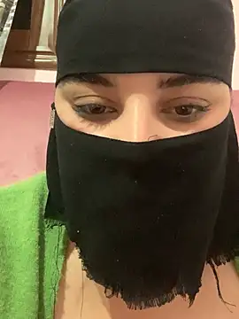 Snapshot of Miss-Soka chatting on February 3, 5:51 am Miss-Soka online show from February 3, 5:51 am