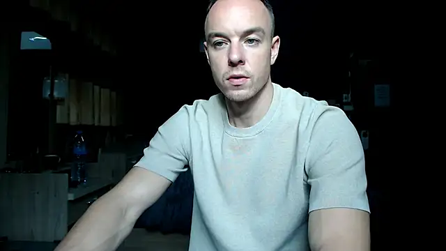 Snapshot of heilgarbest chatting on May 12, 10:23 am heilgarbest online show from May 12, 10:23 am