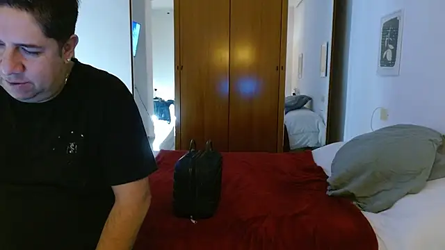 THIAGOEVA online show from September 29, 8:30 am