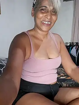 Goodgirlsue 77 online show from February 13, 6:15 pm