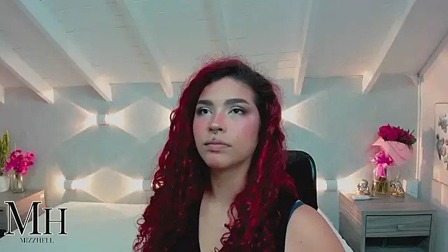 MizzHell online show from April 14, 3:45 am