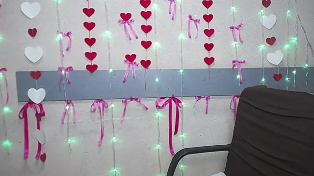 MarieSho online show from February 25, 10:15 am