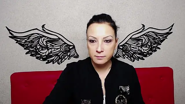 Snapshot of ElizabethSho chatting on December 6, 9:13 pm ElizabethSho online show from December 6, 9:13 pm