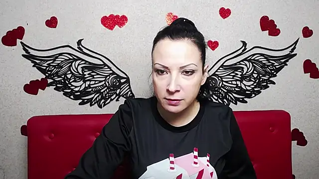 Snapshot of ElizabethSho chatting on February 28, 3:26 am ElizabethSho online show from February 28, 3:26 am