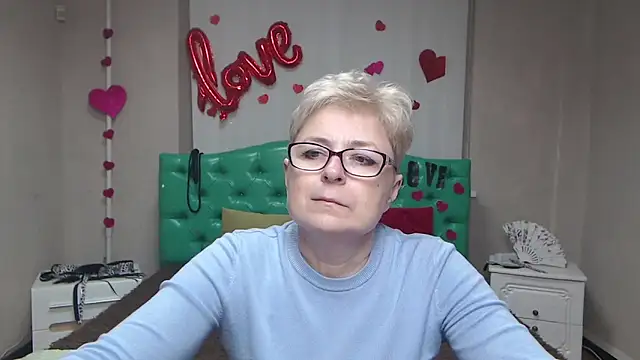 EmiliaGree online show from February 2, 6:06 pm