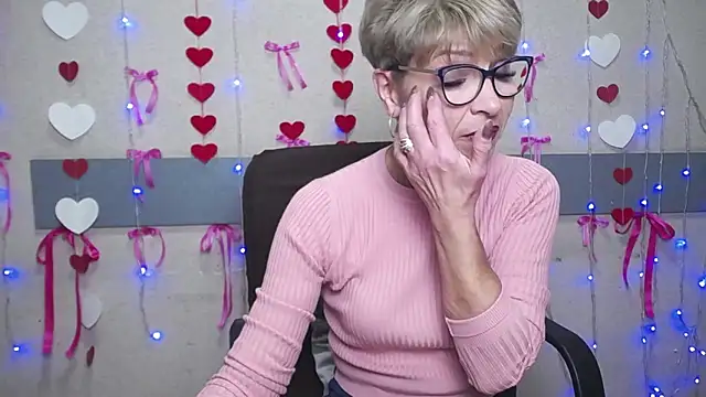 EllaBonito online show from February 2, 6:26 am