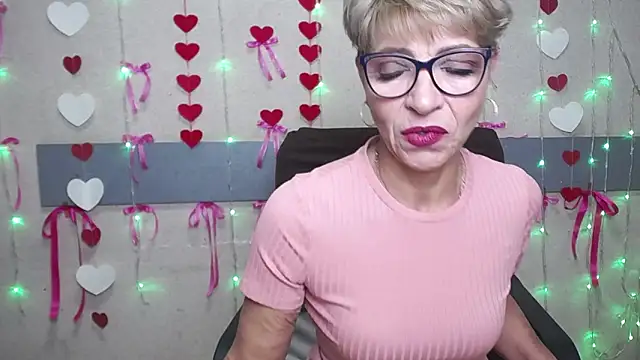 EllaBonito online show from February 7, 6:45 am