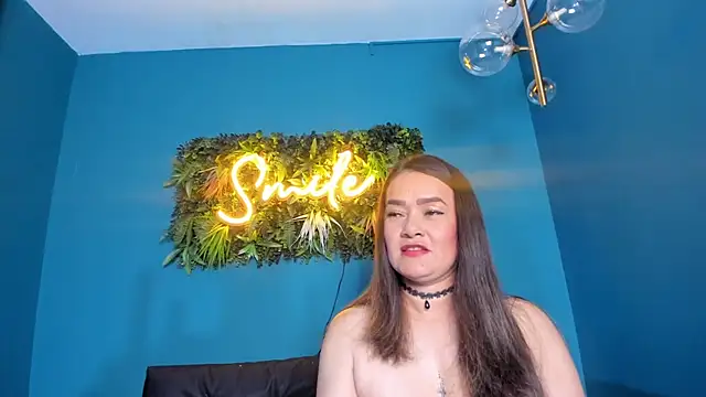 Snapshot of celestelewis chatting on November 29, 7:39 pm celestelewis online show from November 29, 7:39 pm