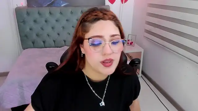 Camiila Osorio online show from March 2, 6:59 am