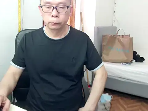 zwc147369 online show from May 23, 12:42 pm