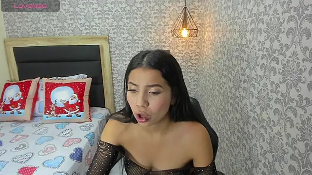 Snapshot of TATIGOLD2 chatting on December 23, 12:52 pm TATIGOLD2 online show from December 23, 12:52 pm