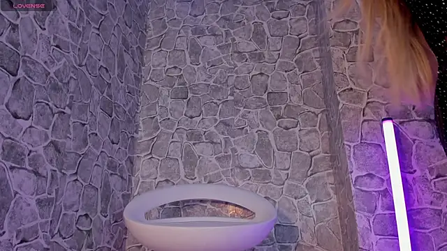 Karla-Ebony online show from March 26, 1:33 am