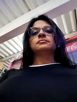 Linda Lars online show from February 8, 3:10 am