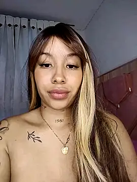 MarieLeon online show from February 26, 11:15 pm