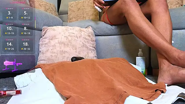 anellejones online show from November 22, 3:49 am