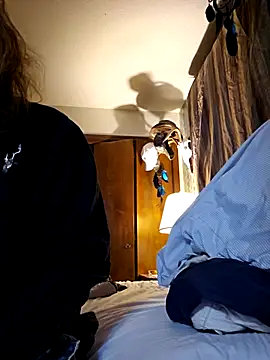 coolbrease10 online show from January 7, 6:05 am