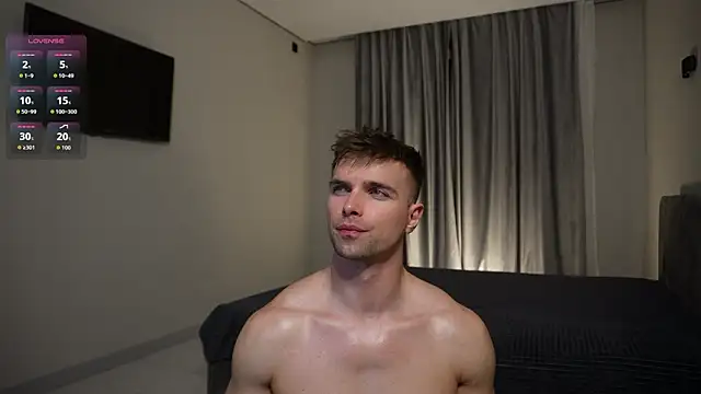 Nik Sharp online show from March 12, 6:14 pm