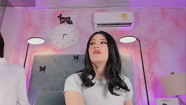 JESSI NAOMI online show from April 11, 4:06 am