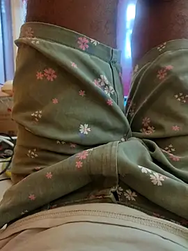 Snapshot of boy_BeardGallery chatting on October 10, 4:00 am boy BeardGallery online show from October 10, 4:00 am