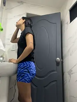 Arilw online show from October 25, 1:07 pm