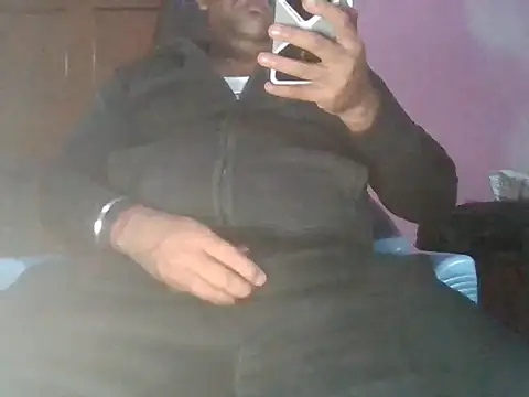 boyplay1000 online show from December 15, 4:33 pm