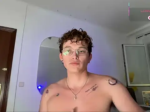 Snapshot of ccamilo-andress chatting on June 6, 7:51 pm ccamilo-andress online show from June 6, 7:51 pm