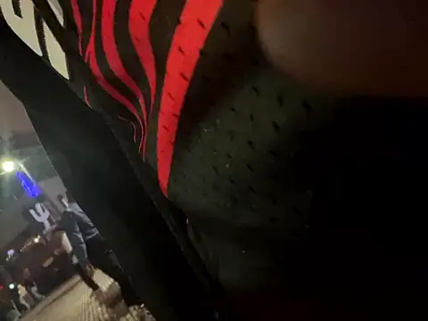 Snapshot of MobyDxck chatting on December 28, 7:00 am MobyDxck online show from December 28, 7:00 am