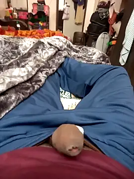 Snapshot of Shubuu__x chatting on February 19, 10:44 am Shubuu x online show from February 19, 10:44 am